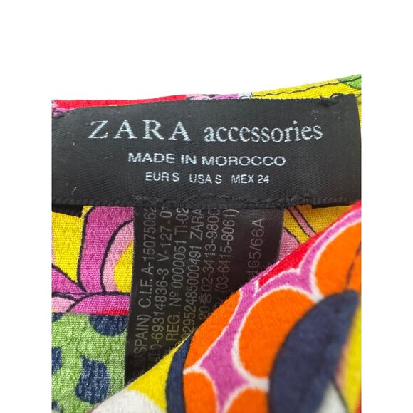 ZARA Colorful Small Floral Patterned Shorts - Picture 2 of 12